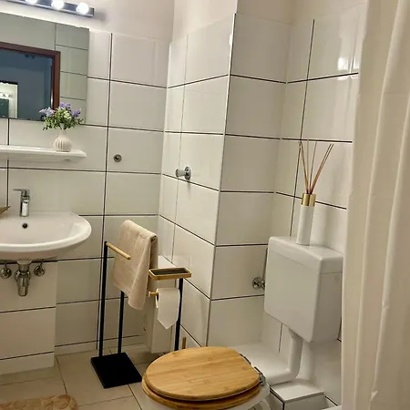 Wunderschoenes Citynahes Apartman *