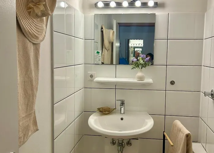 Wunderschoenes Citynahes Διαμέρισμα